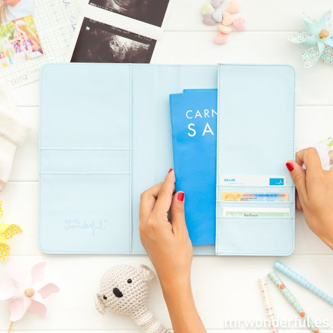 Portadocumentos - En esta familia nos damos besos, achuchones y mimos a montones